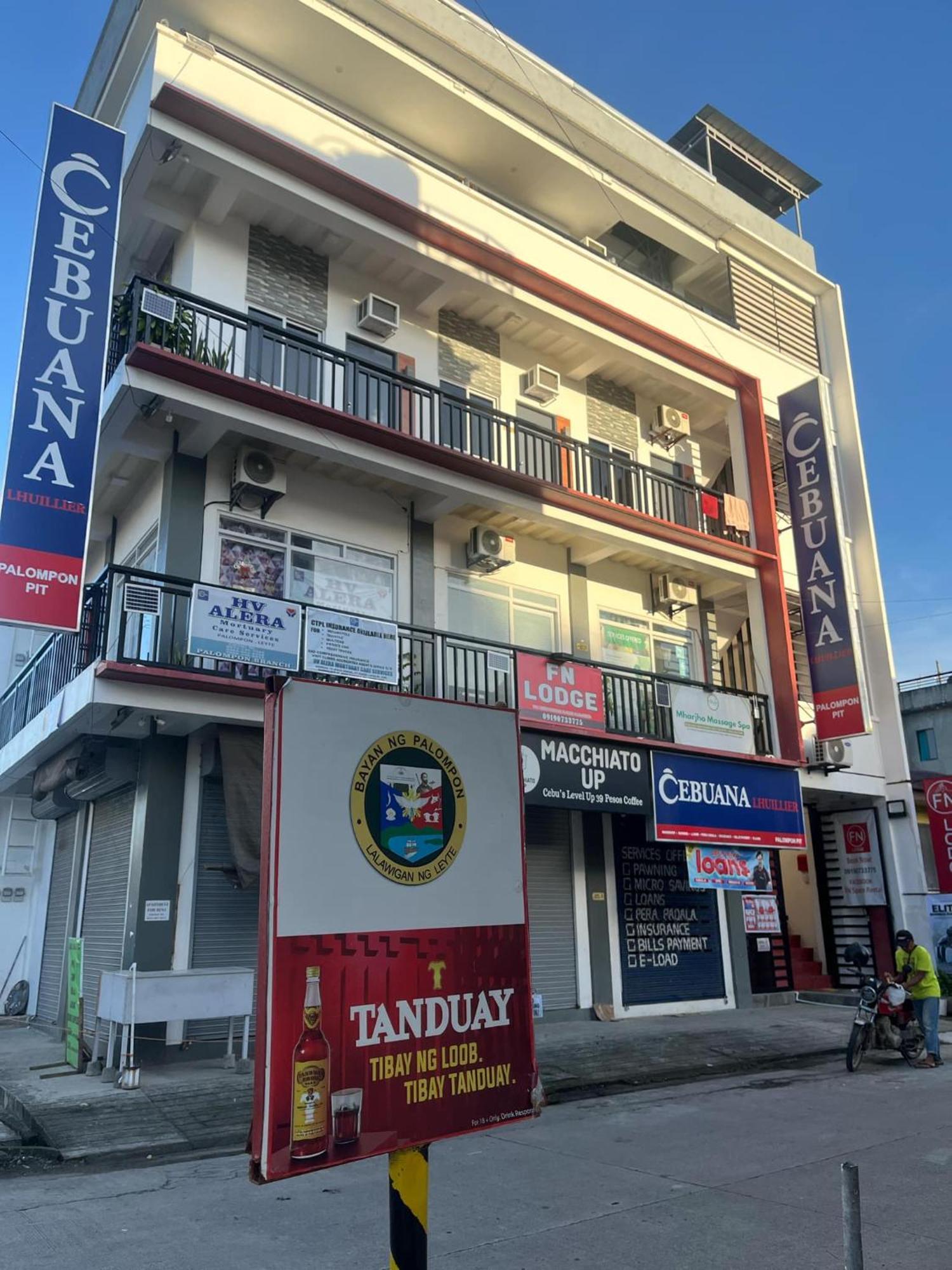 Fn Lodge - Town Proper Palompon 外观 照片